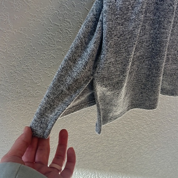 Gap Tank Top Halter Gray size Medium - Picture 4 of 8